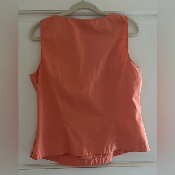 Talbots Classic Coral Sleeveless Pleated Scoop-Neck Shell Size 12. - Picture 2 of 3